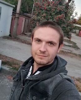 Евгений Толстых